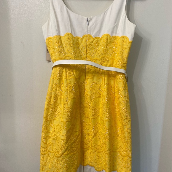 ANTONIO MELANI Yellow Sheath Lace Mini Dress - Picture 2 of 11